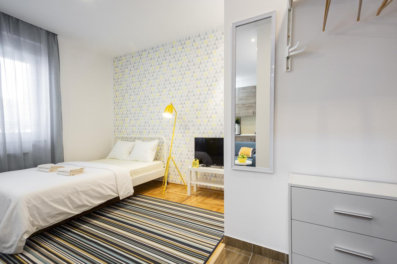 Giallo Apartment - Free Private Parking Novi Sad Extérieur photo