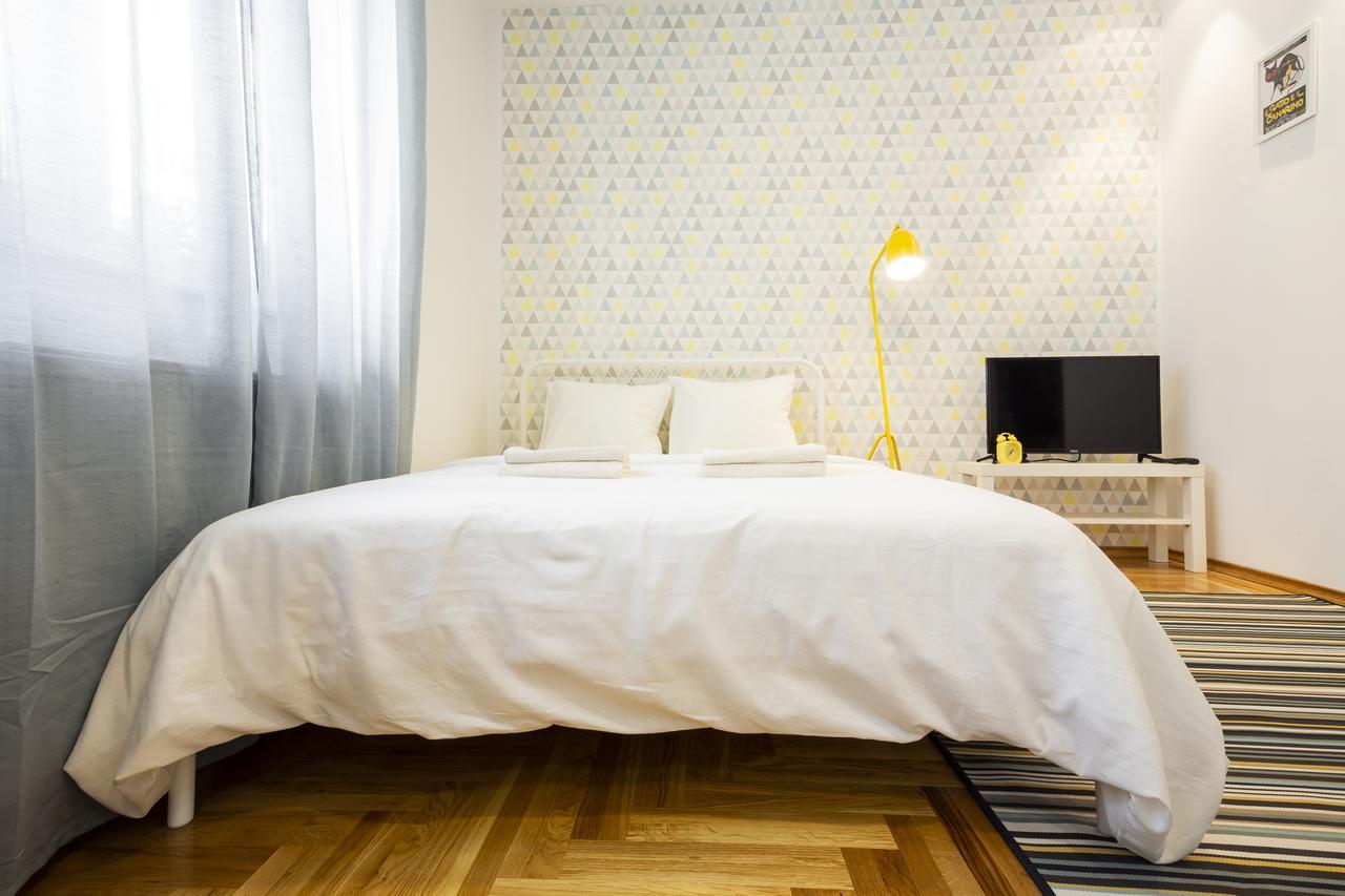 Giallo Apartment - Free Private Parking Novi Sad Extérieur photo