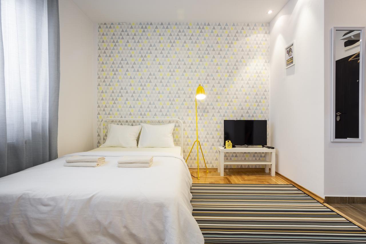 Giallo Apartment - Free Private Parking Novi Sad Extérieur photo
